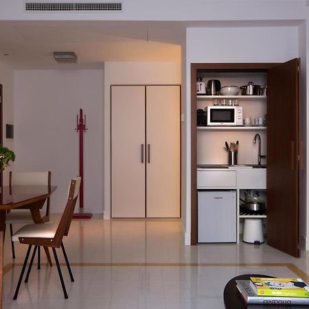 Corso Novara 5 Design Apartments Napoli Bagian luar foto
